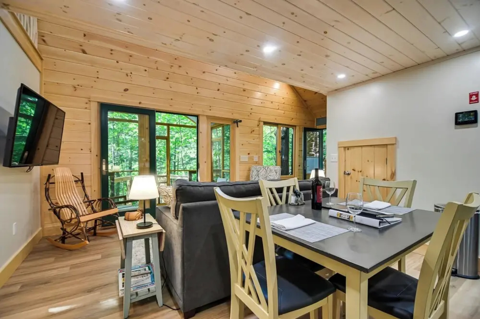 Tree House w/ Hot Tub: Near Sunday River Resort!