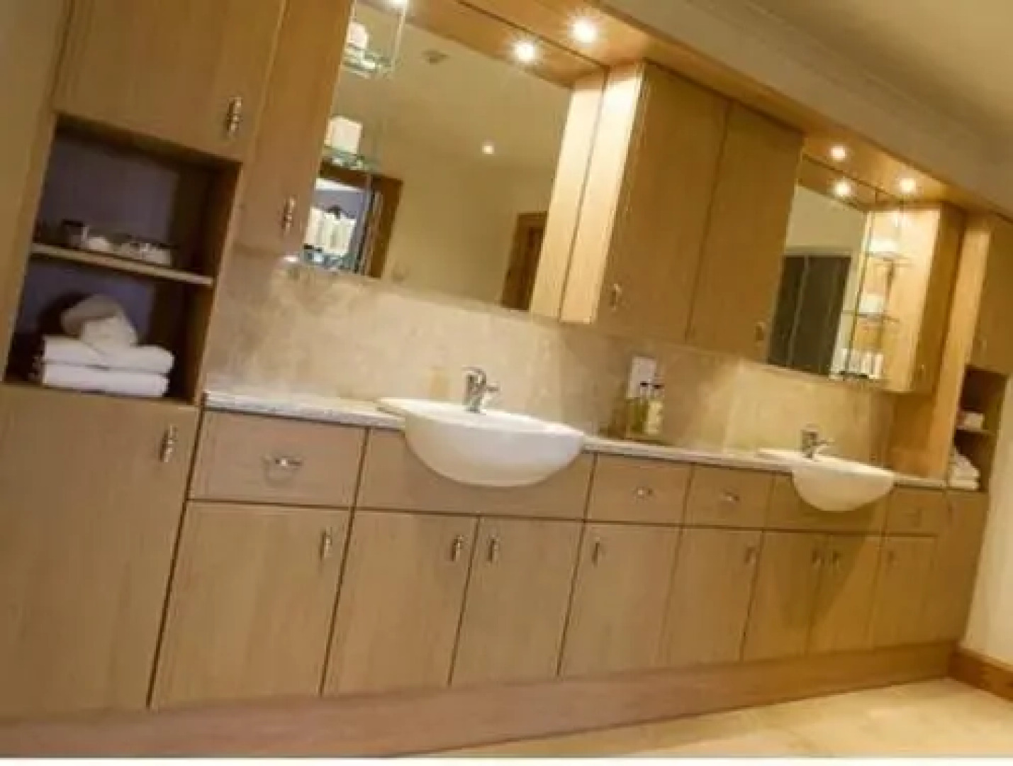 Sutherlands Guest House