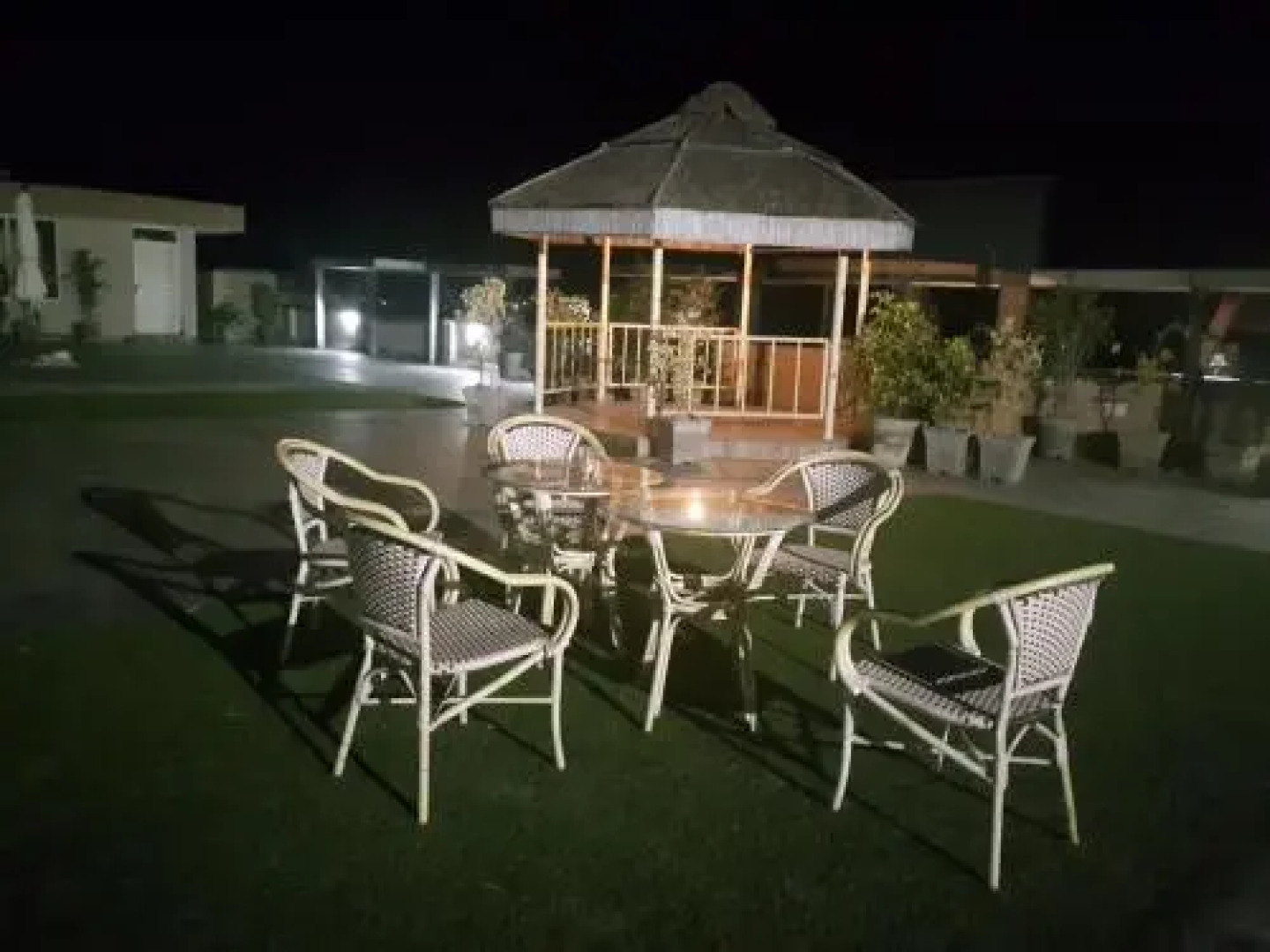 The Maple Leaf Complex