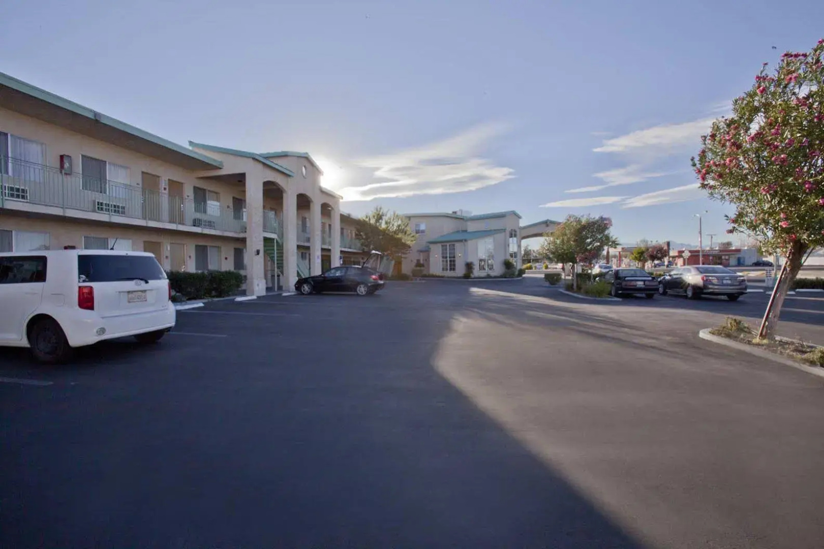 Best Western China Lake Inn