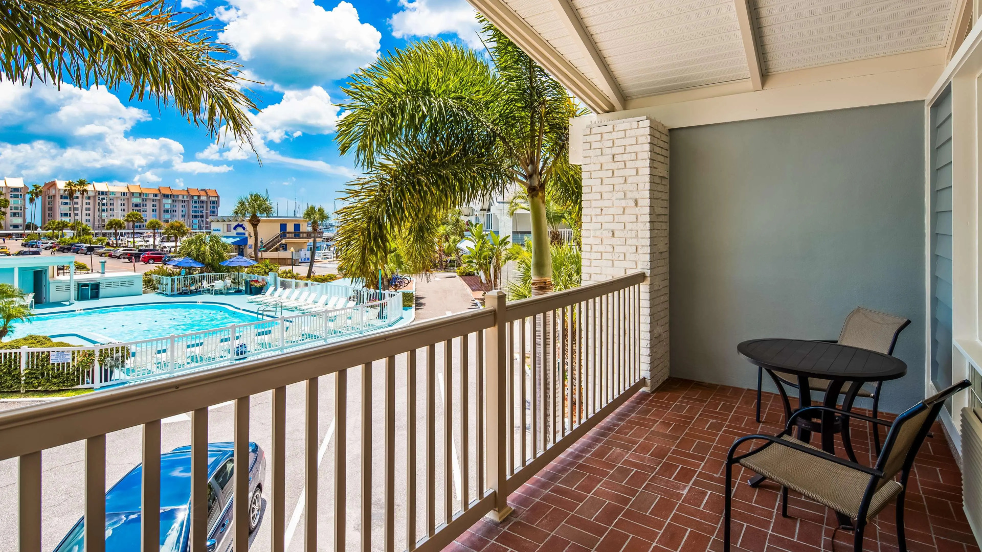 Best Western Plus Yacht Harbor Inn