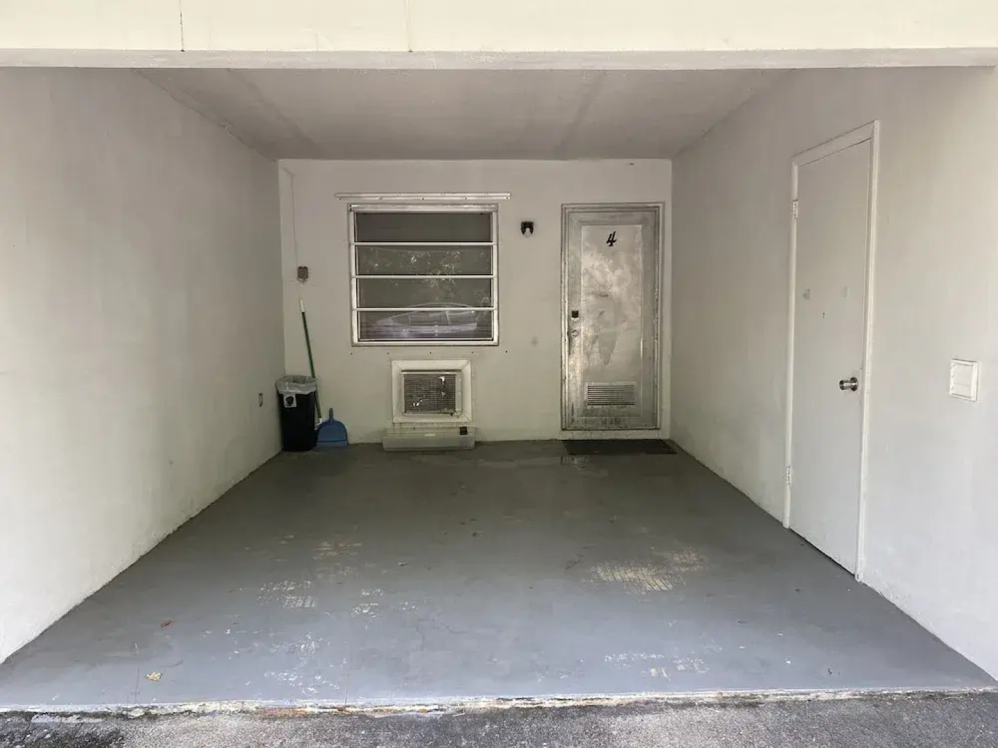 Entire Condo Close To Intercoastal 1 Bedroom Condo by Redawning