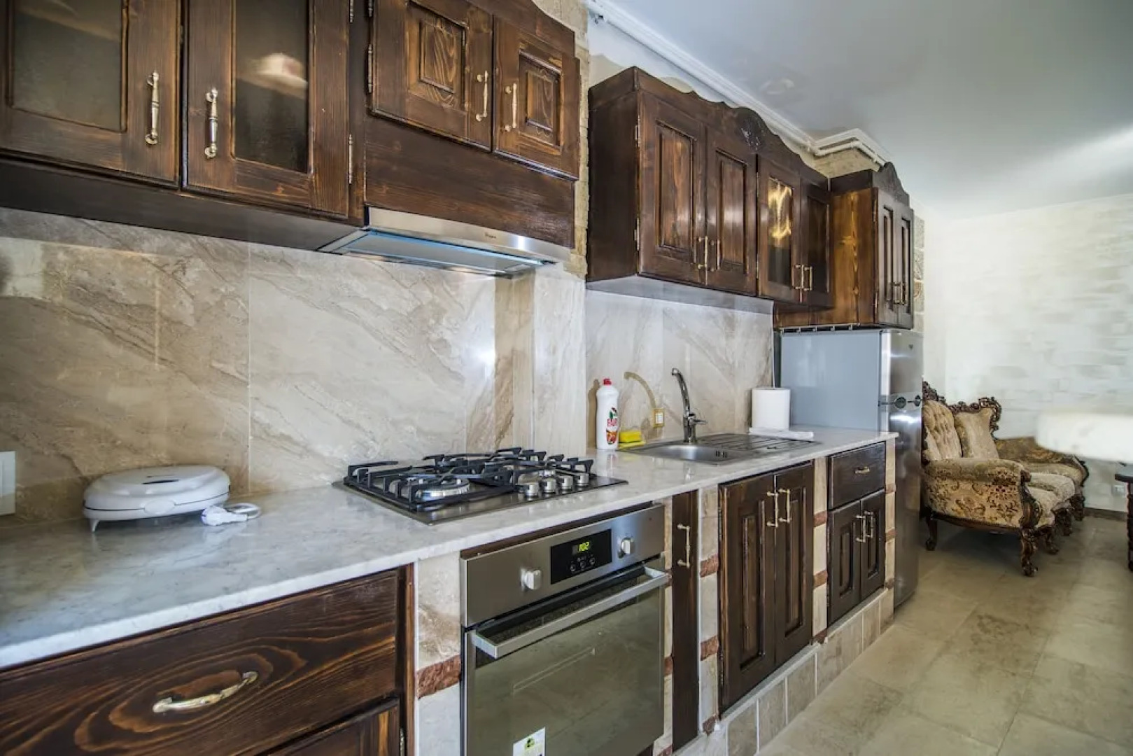 Red Hotel Retro Apartment