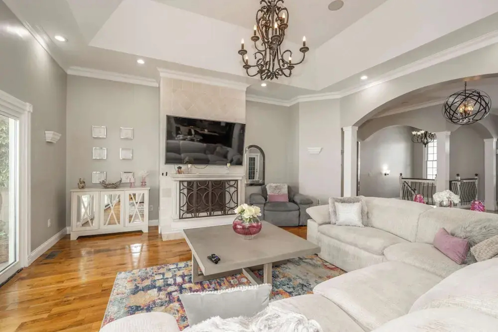 The Bishops Manor Stay for 10!