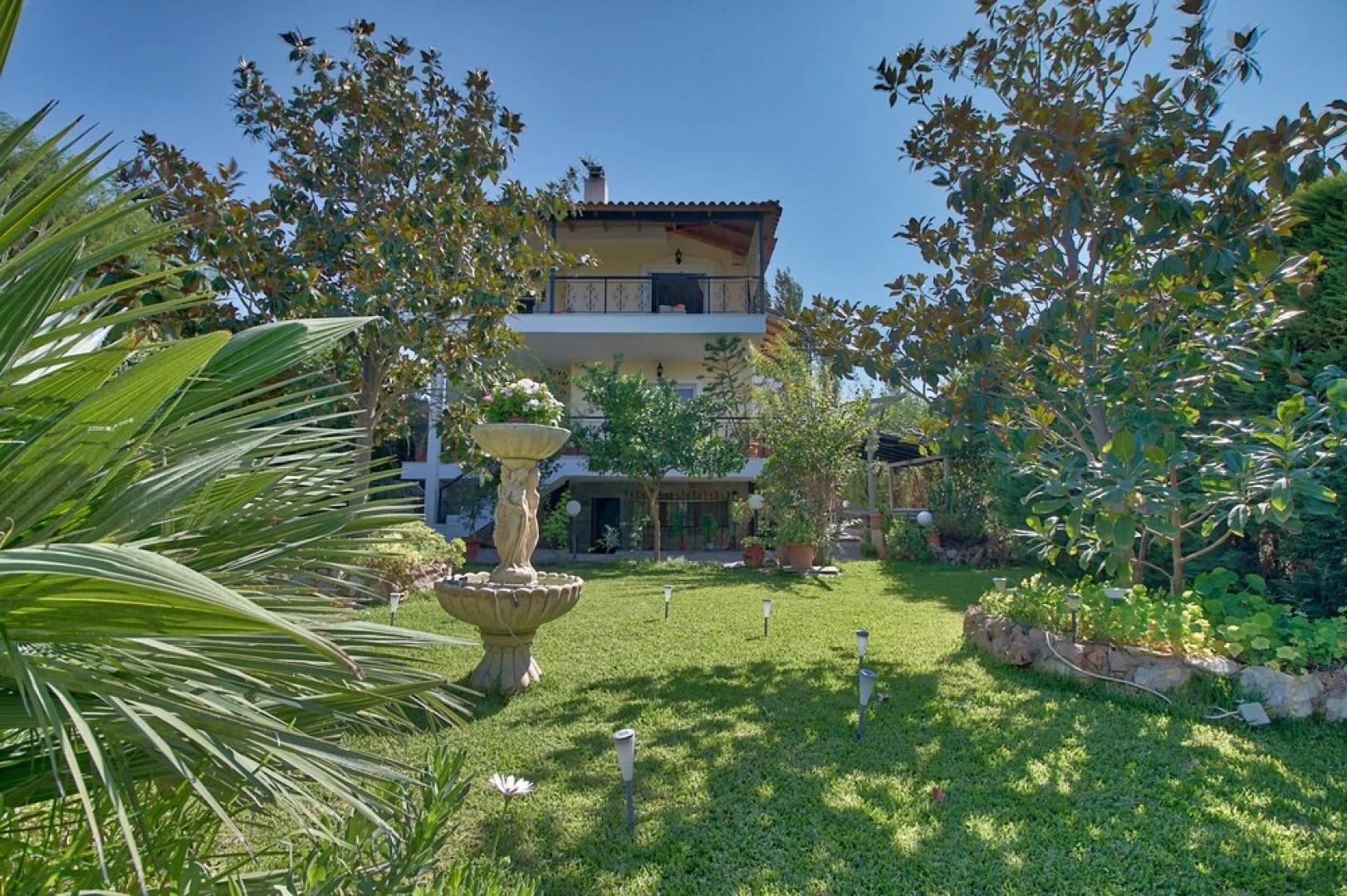 Vacation Studio Oropos