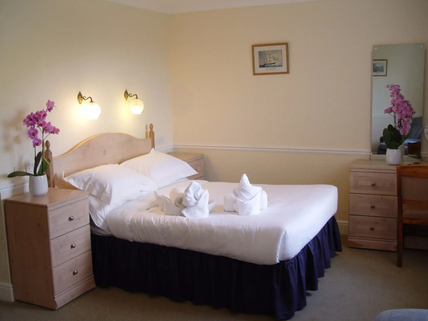 Horse and Groom Hotel