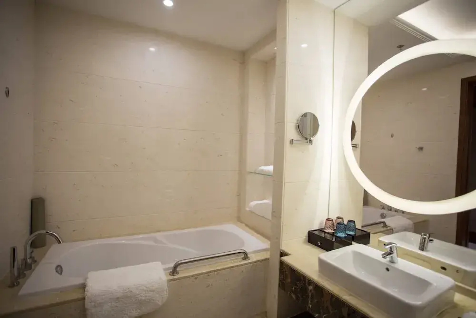 Yifang Shanshui GtEL Luotian-Hubei