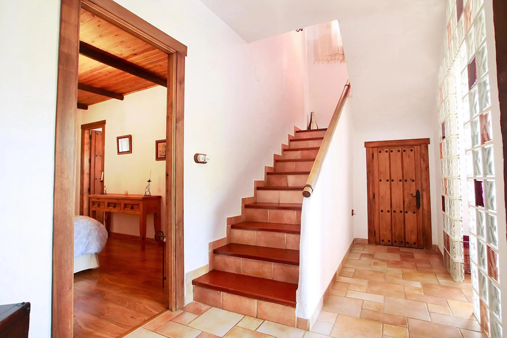 Encantadora casa con piscina privada y chimenea