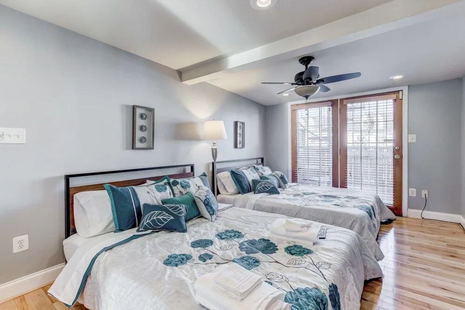 Upscale Home W/rooftopdeck&parking Near Stadiums