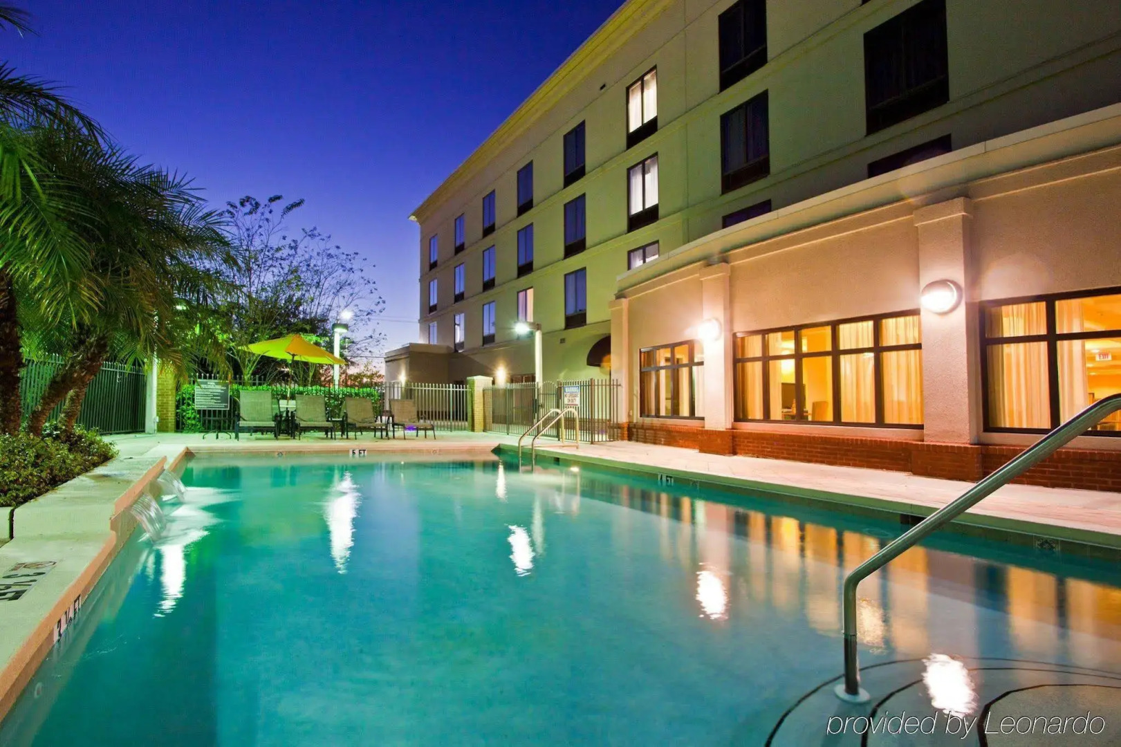 Holiday Inn Express Hotel & Suites Tampa-Anderson Rd/Veteran by IHG