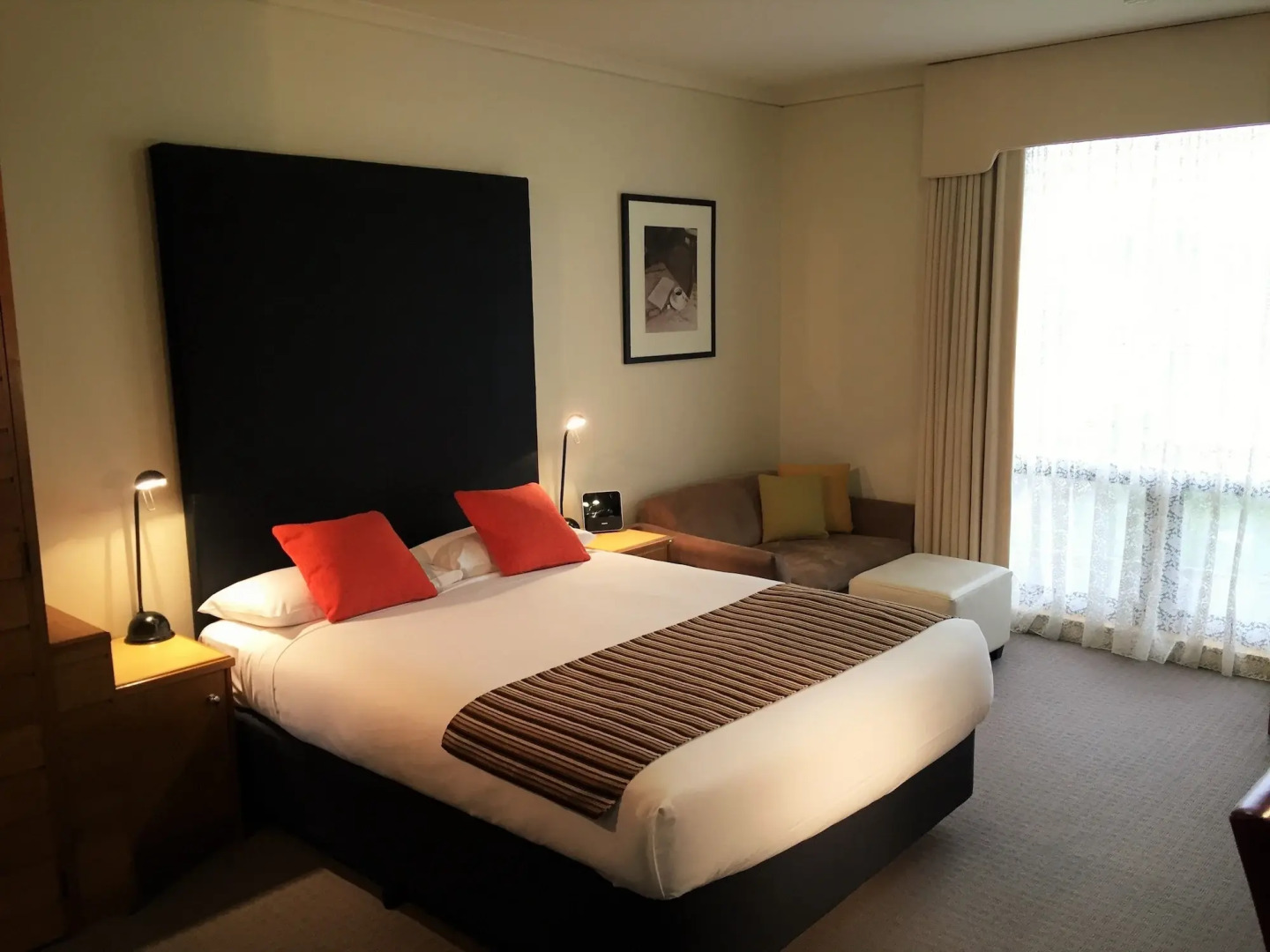 Sovereign Park Motor Inn