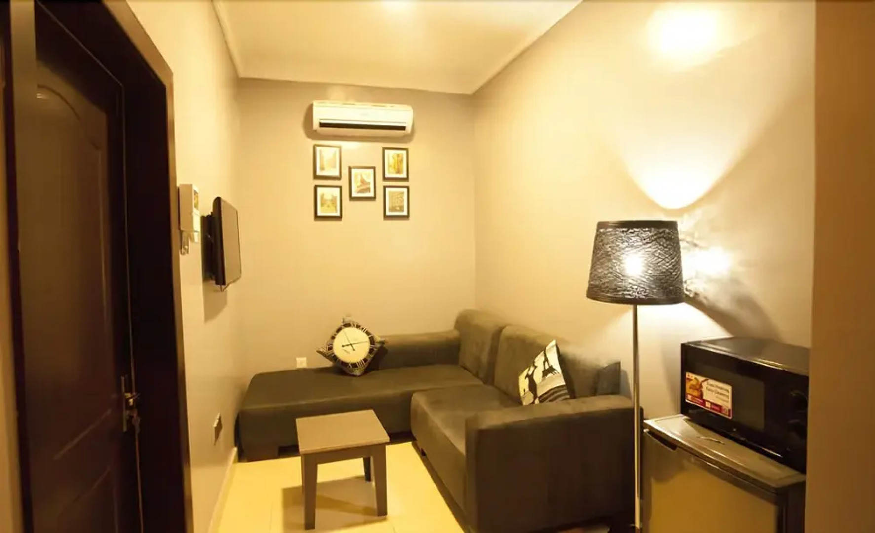 Le Paris Continental Hotel