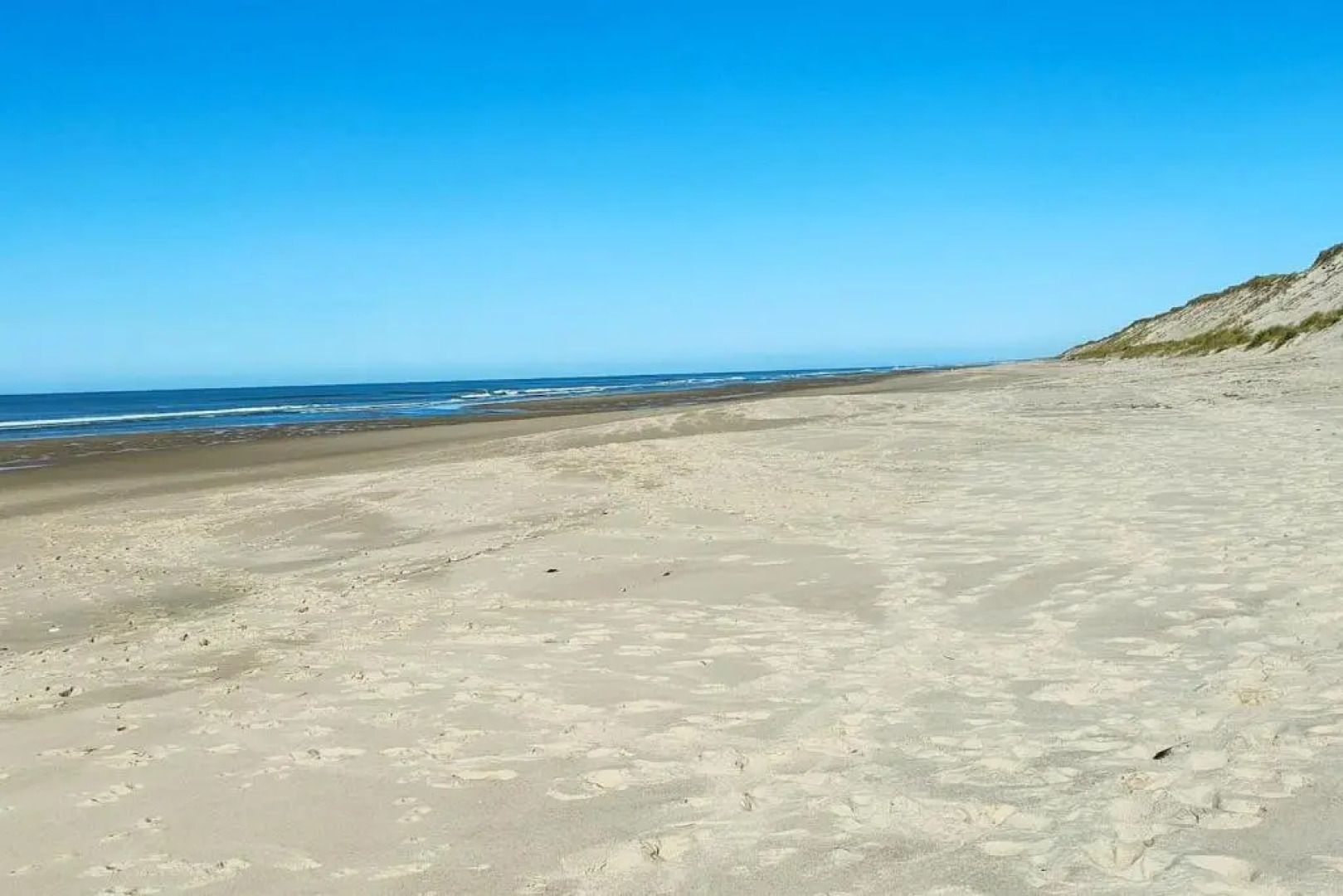 Maison de 2 chambres avec vue sur le lac piscine partagee et jardin a Hourtin