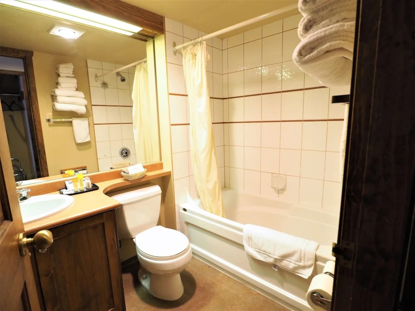 Apex Mountain Inn Standard Room 216 - 1 Br Condo