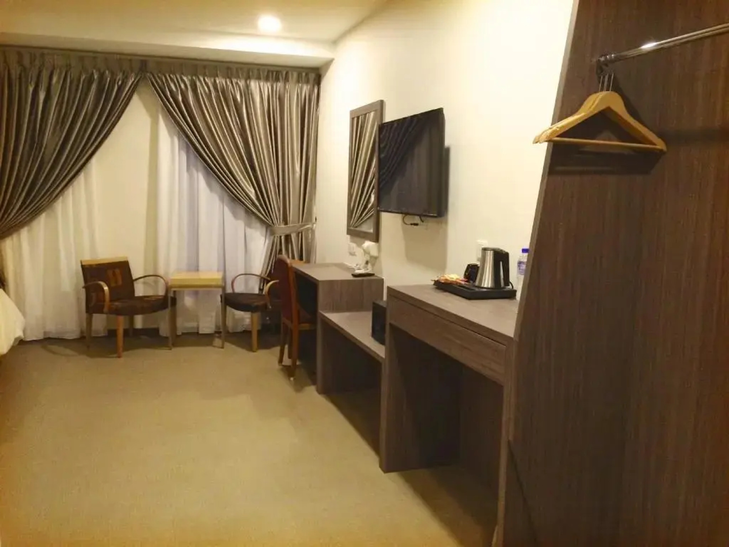 OYO 574 Rs Boutique Hotel