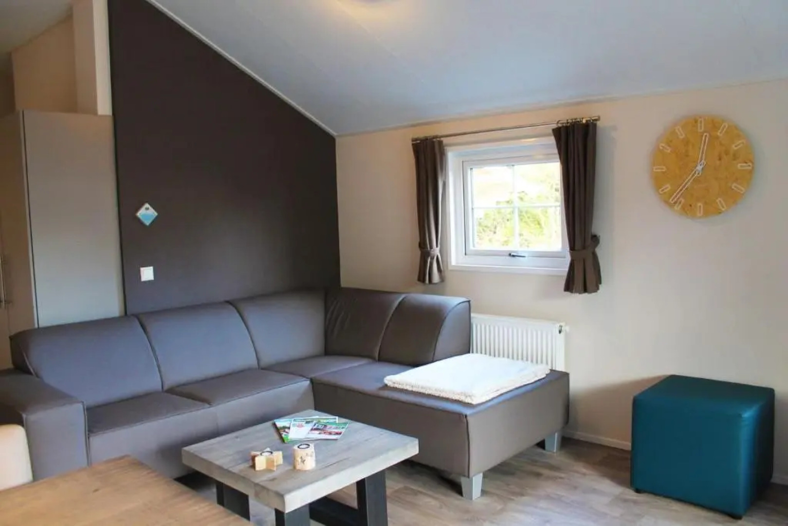 6 pers. Veluwelounge + Wellness