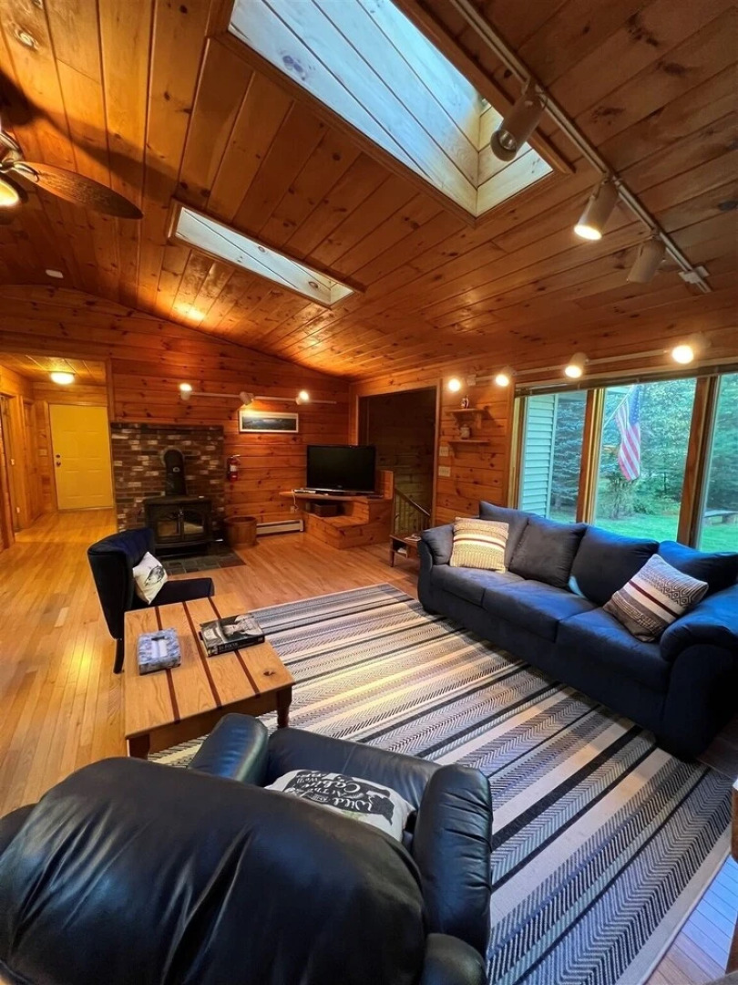 Sebago Birch Haven Limit 10 3 Bedroom Villa by Redawning