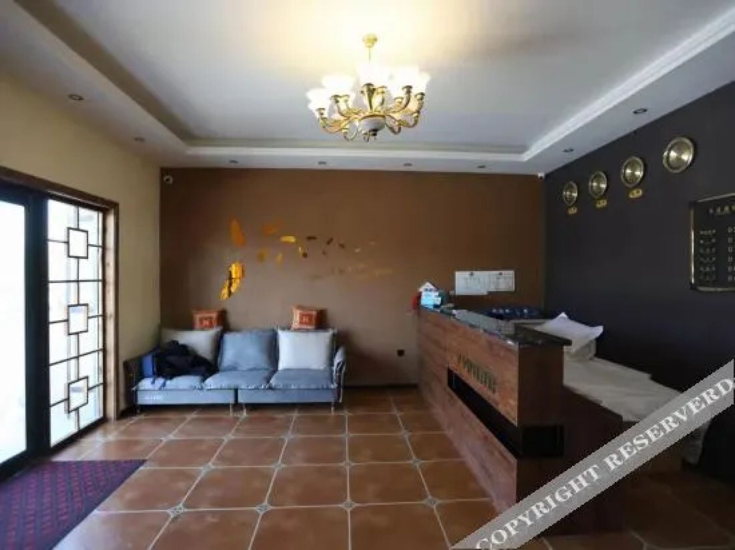 Xifeng V9 Holiday Hotel