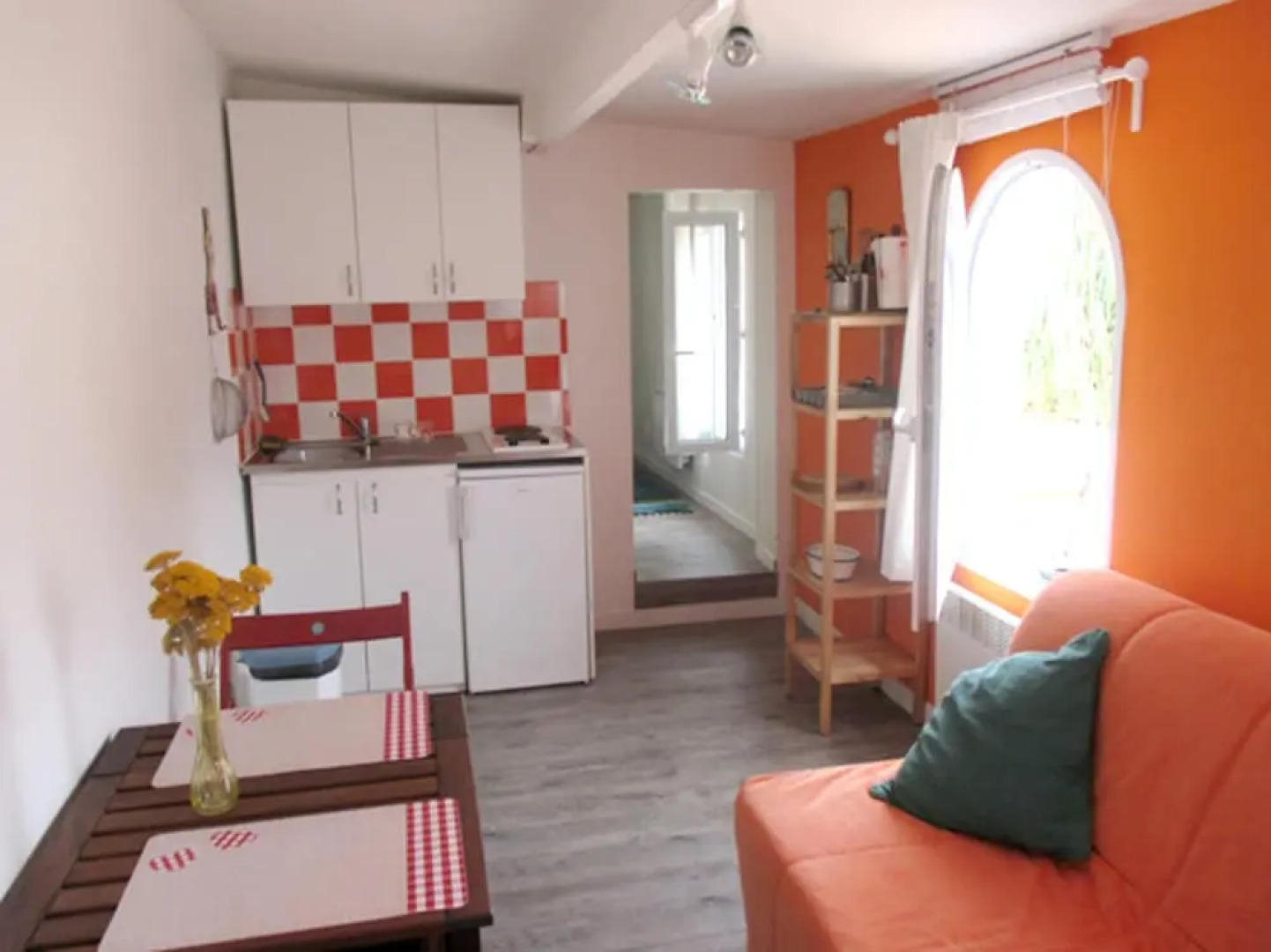 House With one Bedroom in Batz-sur-mer, With Furnished Terrace and Wif