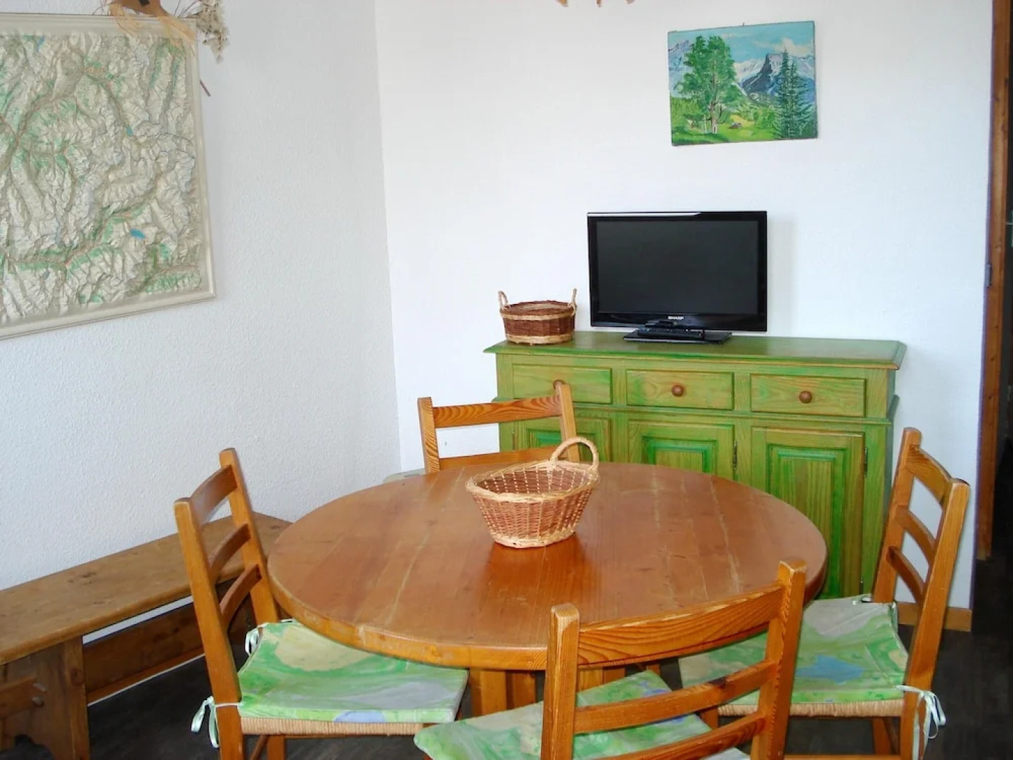 Studio in Montchavin, With Wonderful Mountain View, Furnished Garden a