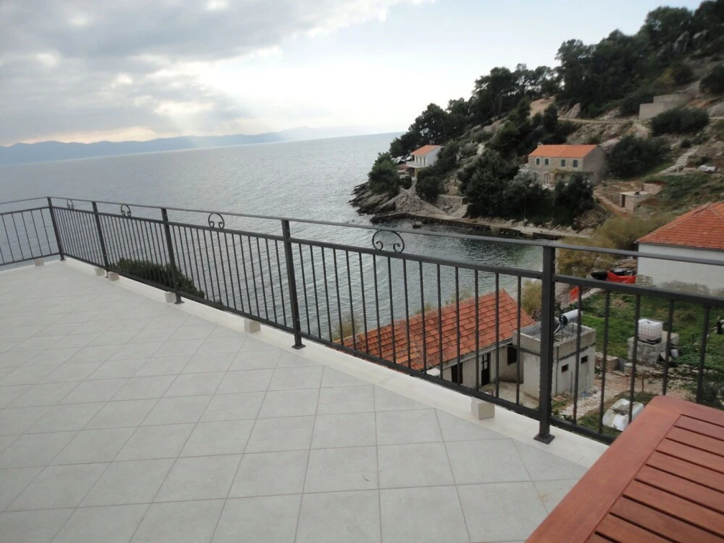 Charming Apartment With Terrace and Beautiful sea View. Near the Beach!