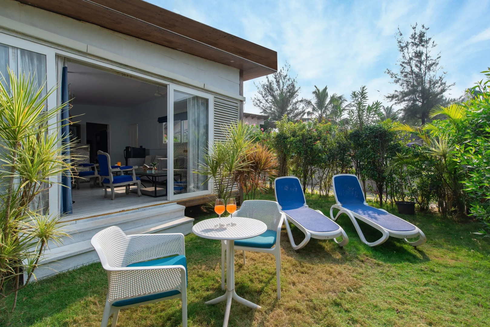 Living Room Beach Resort