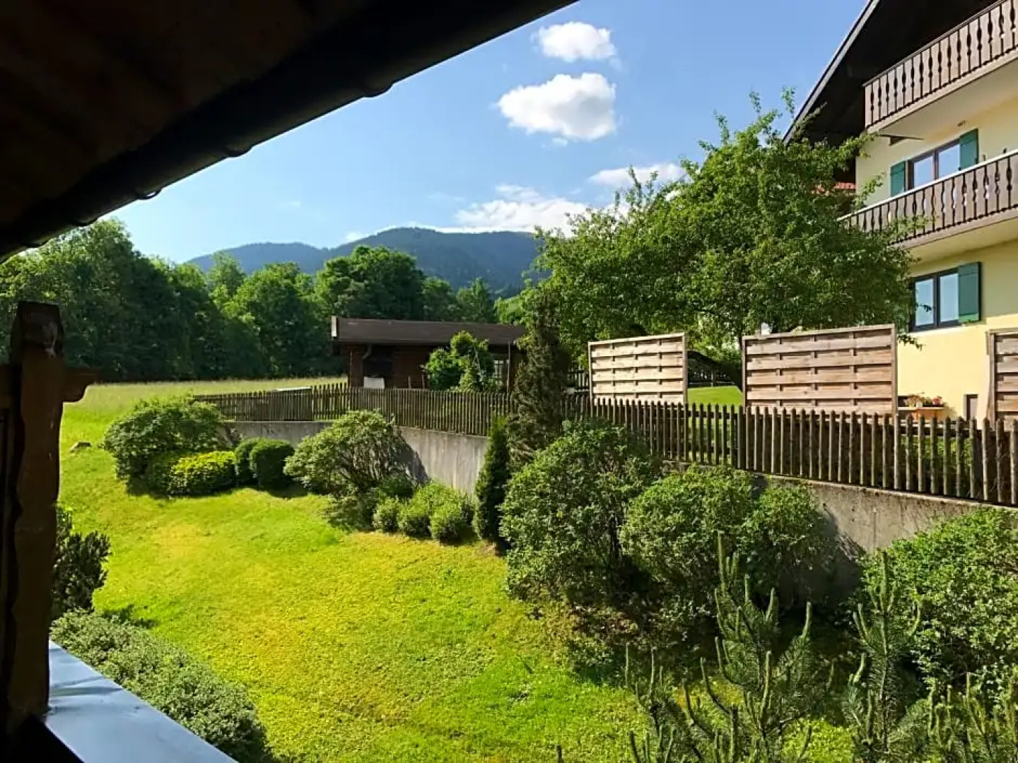 Am Wiesenhang   Garni
