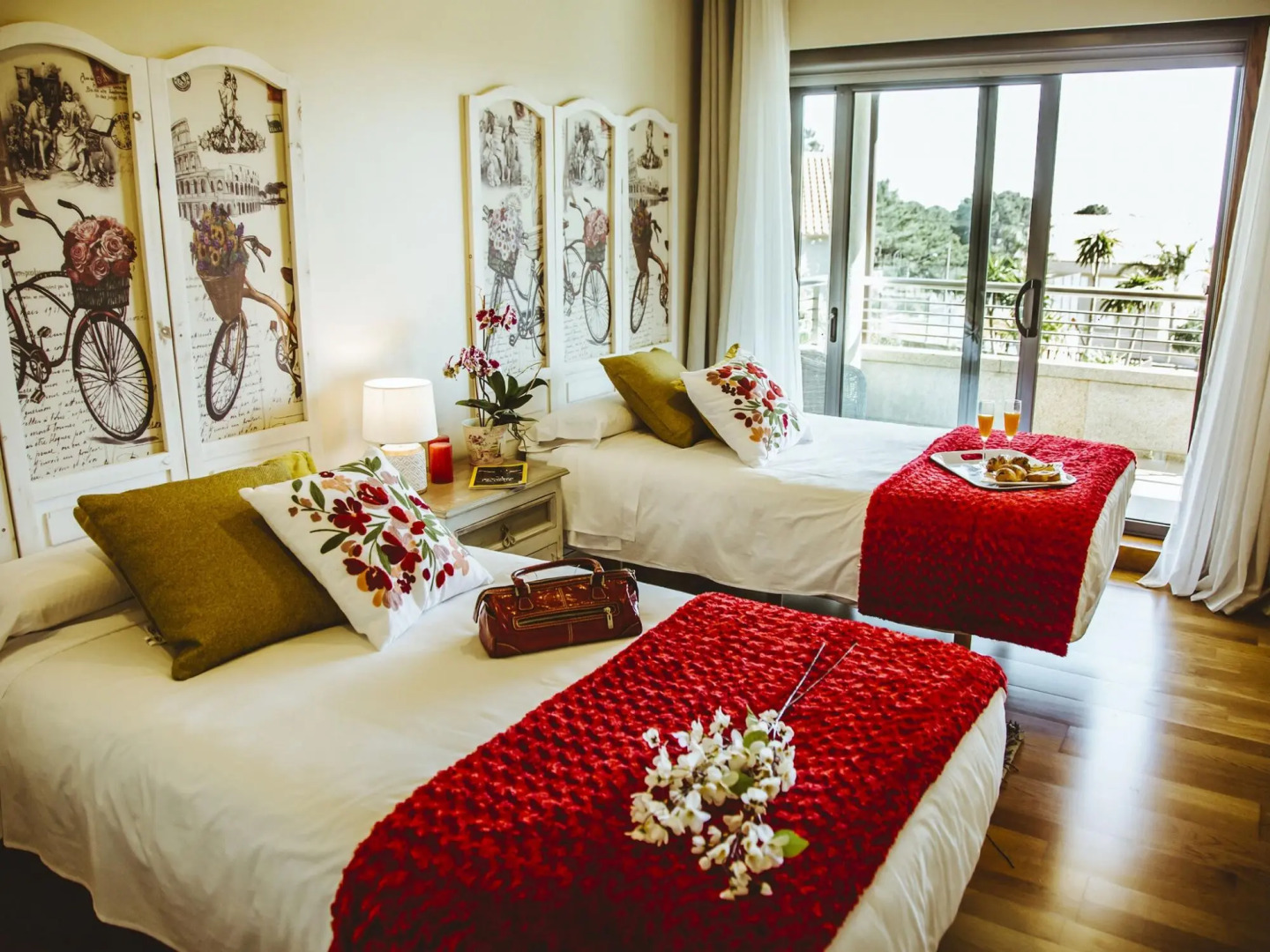 Beautiful Villa With Pool and sea Views and Only 400m From the Beach