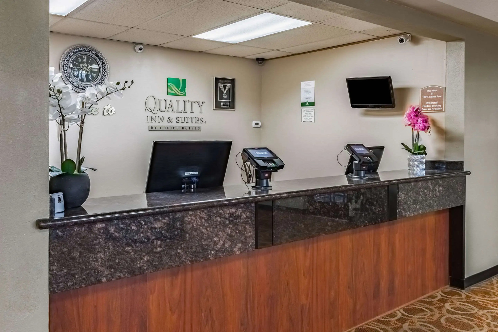 Quality Inn & Suites Vancouver North