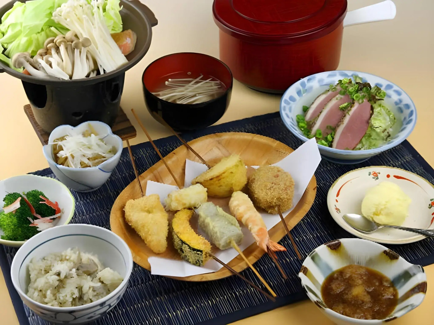 Kusatsu-Onsen Pension Mitomo