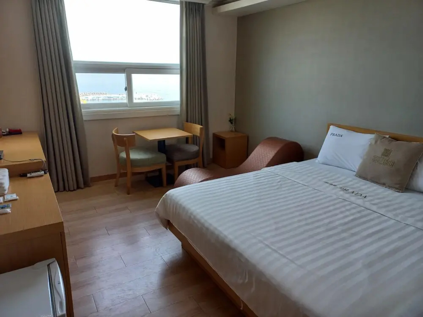 Prada Hotel & Pension