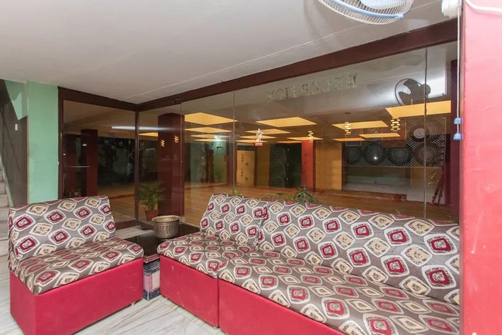 Oyo 24547 Hotel Vishwas Bar And Club Resort