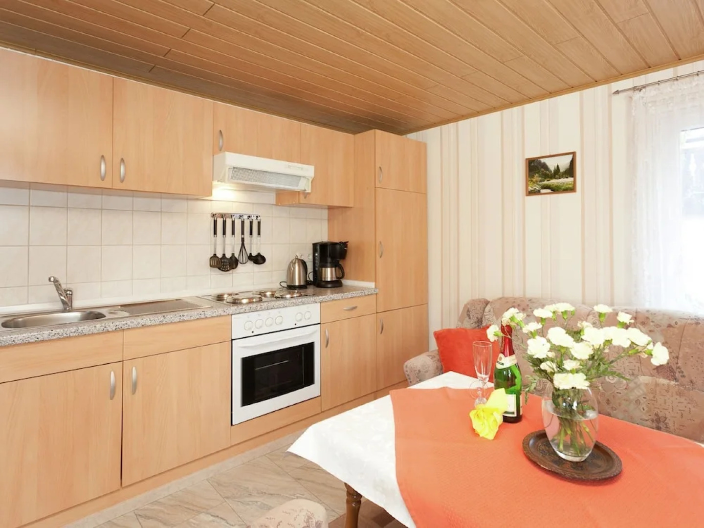 Detached Property With Large Garden in Bad Tabarz spa