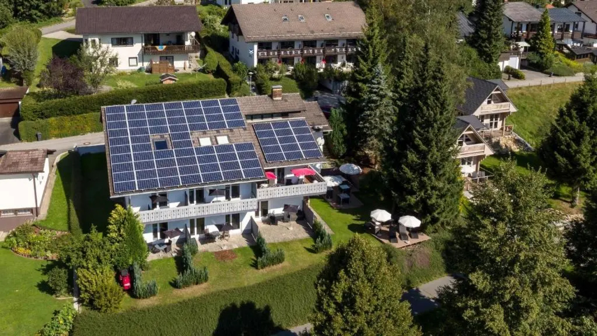 Suit & Frühstück zum Latschen