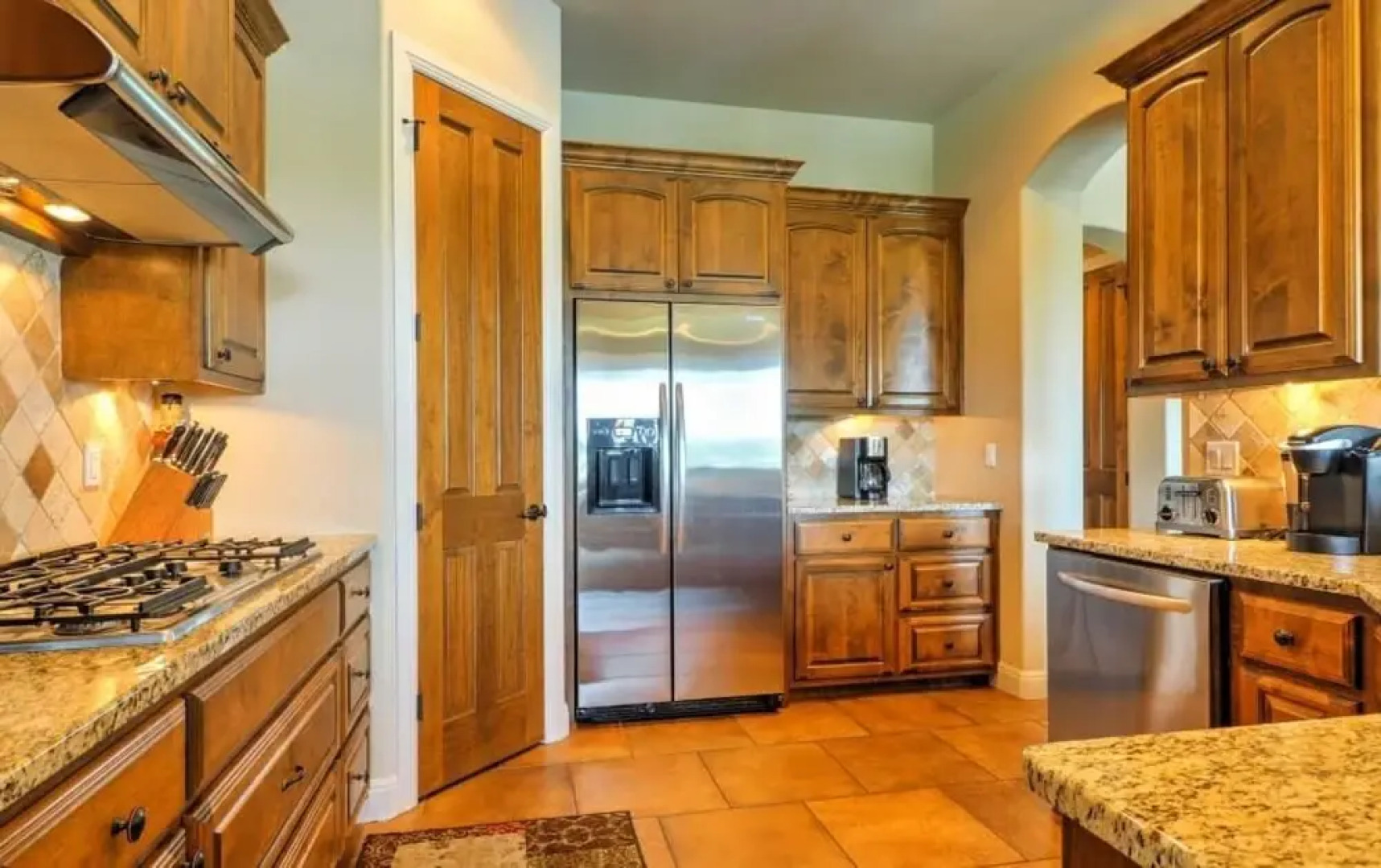 THE Living Local Lakeway Cove on Lake Travis