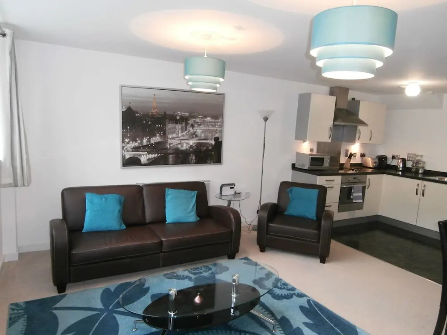 Flexi-Lets@Wallis Square, Farnborough