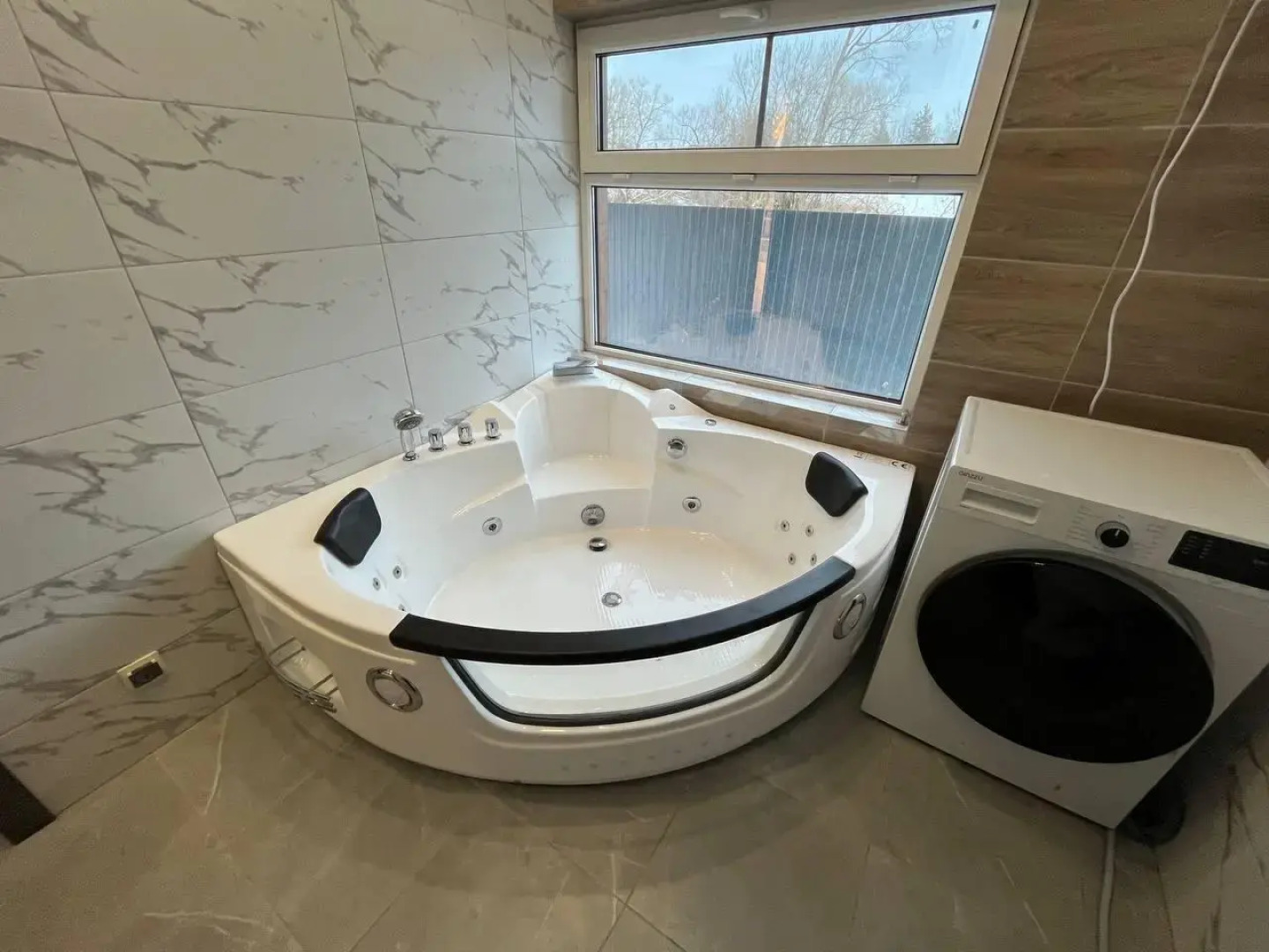 Коттедж на базе отдыха АлексА