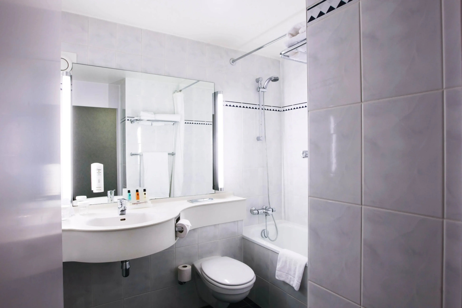 Holiday Inn Brussels Airport by IHG