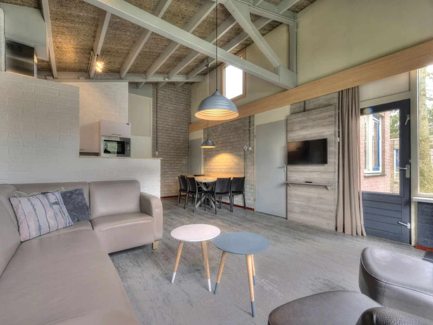 Restyled Bungalow with Dishwasher near Nature Reserve