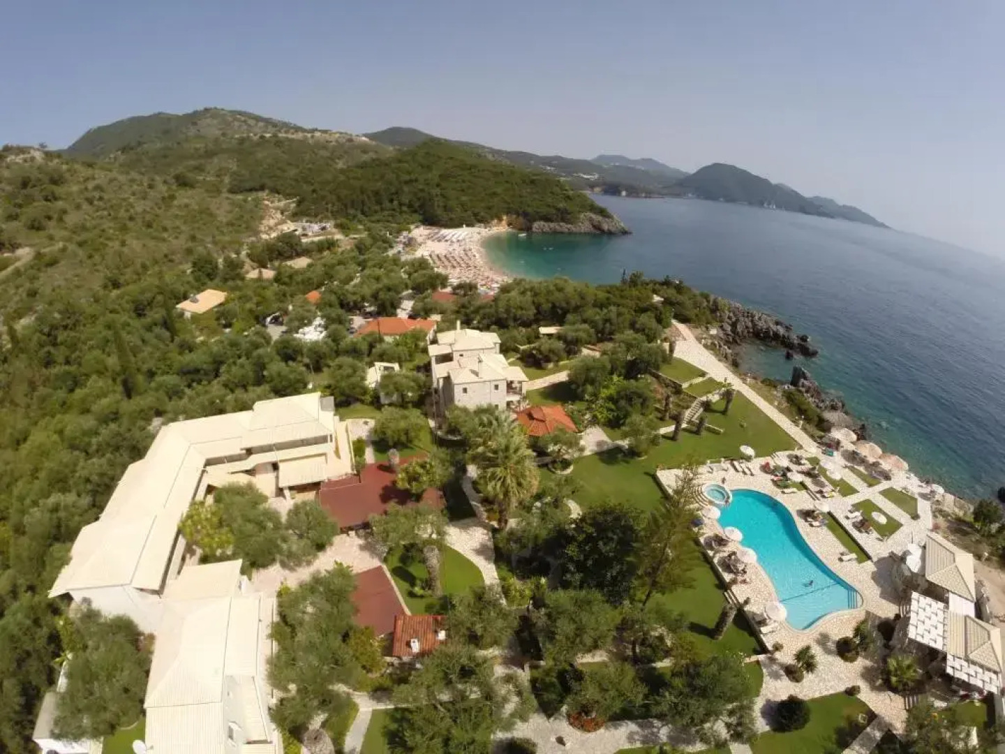 Отель Mikros Paradisos