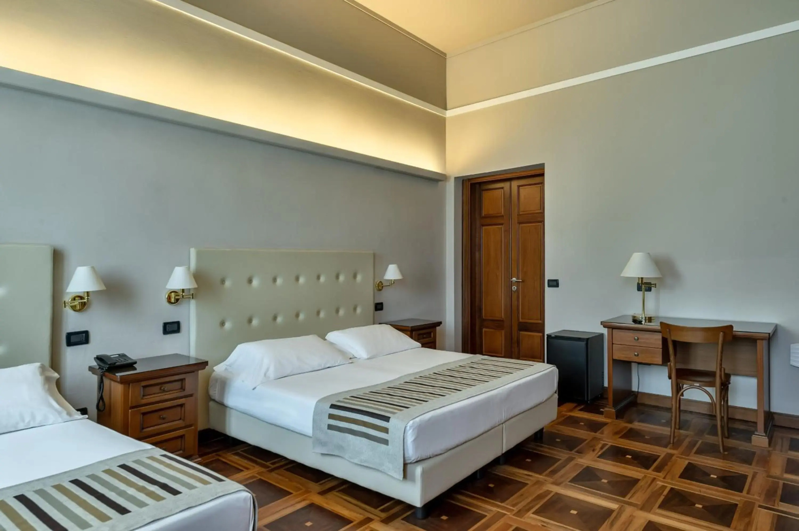 Hotel Antica Dimora , Mantegna Hotels