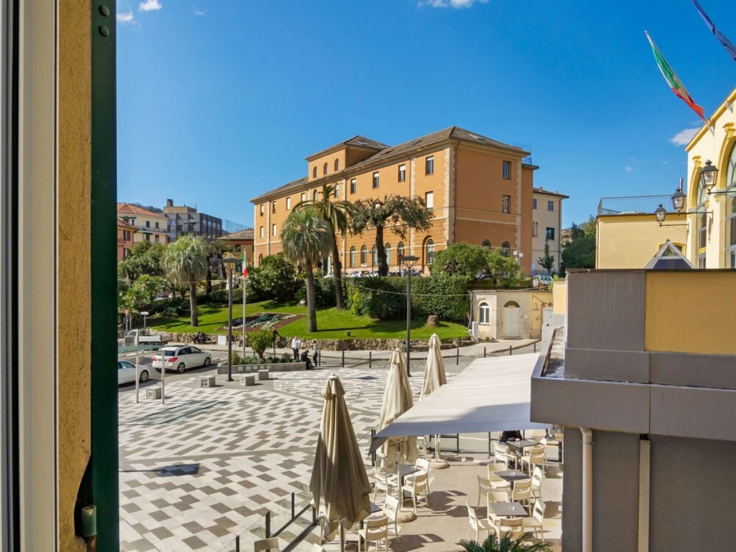 Spacious Apartment in Rapallo with Balcony