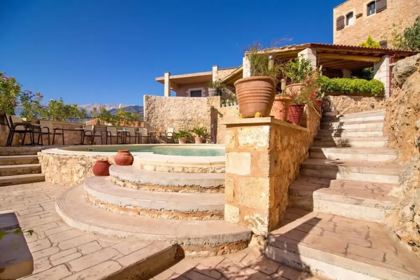 Samonas Traditional Villas Red Villa Fliskouni - 90m Maisonette