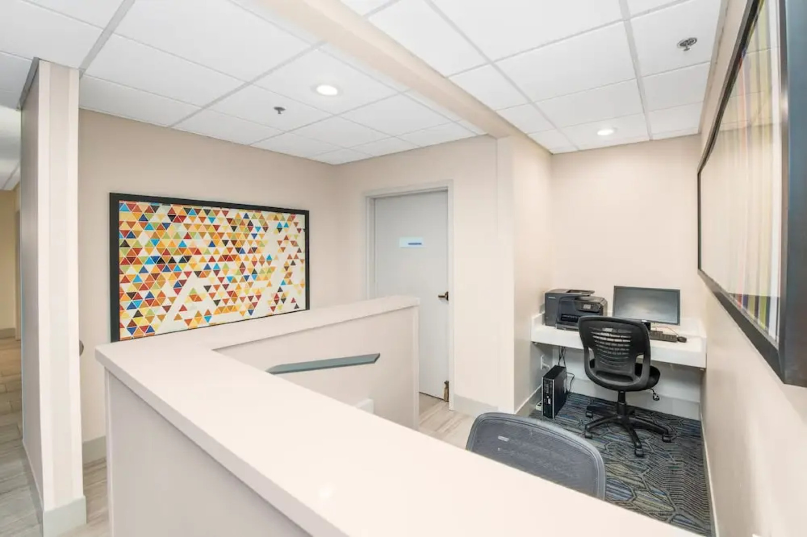 Holiday Inn Express & Suites Delafield