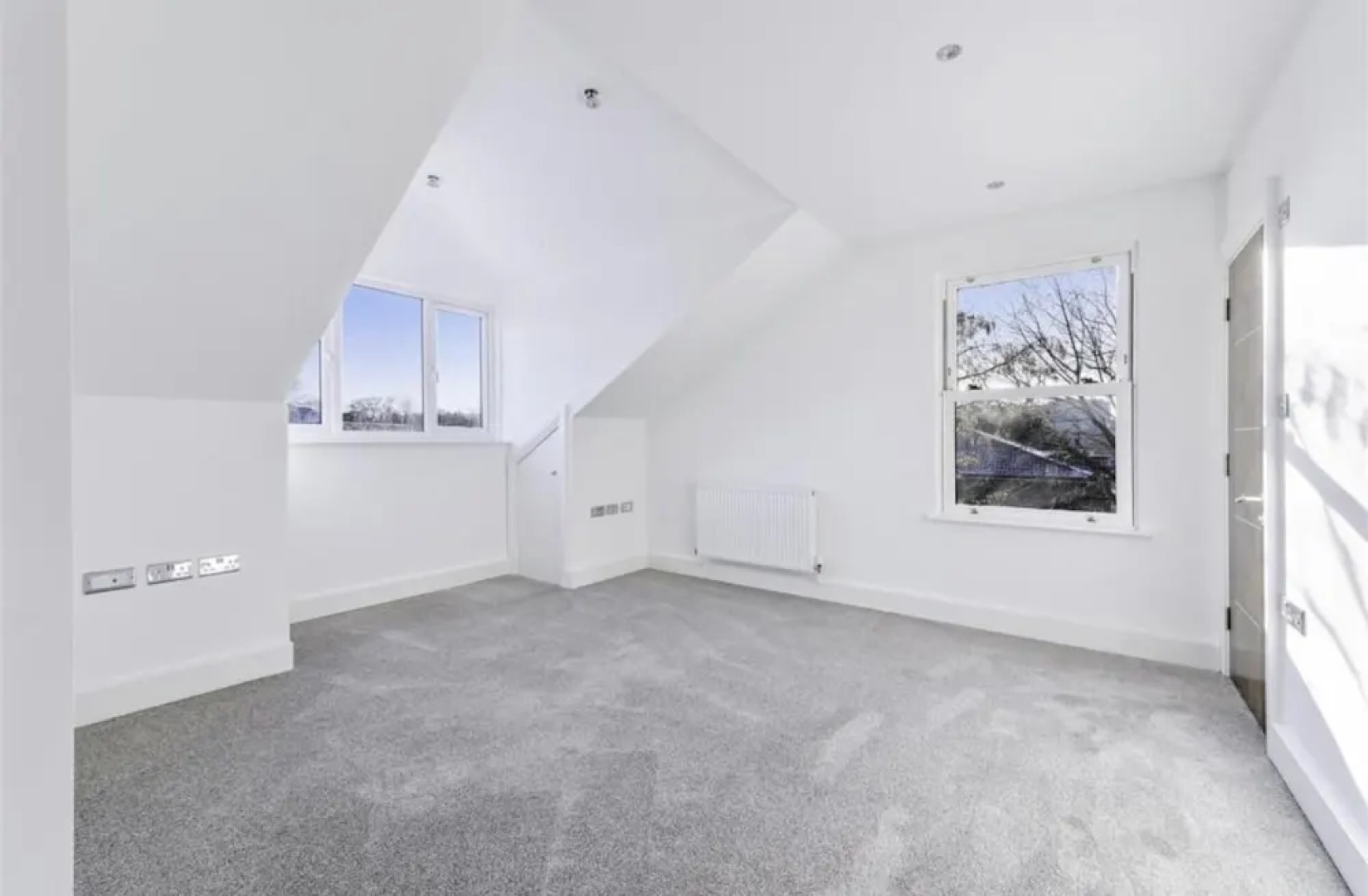 Luxury Self-contained 2-bedroom Duplex Apartment