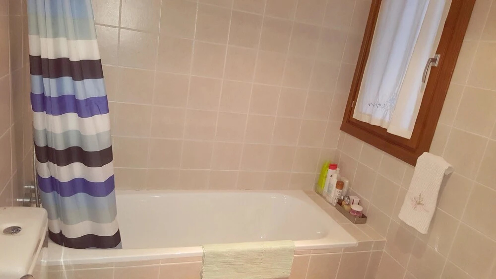 House With 3 Bedrooms in Lerida, With Furnished Garden and Wifi - 25 km From the Slopes