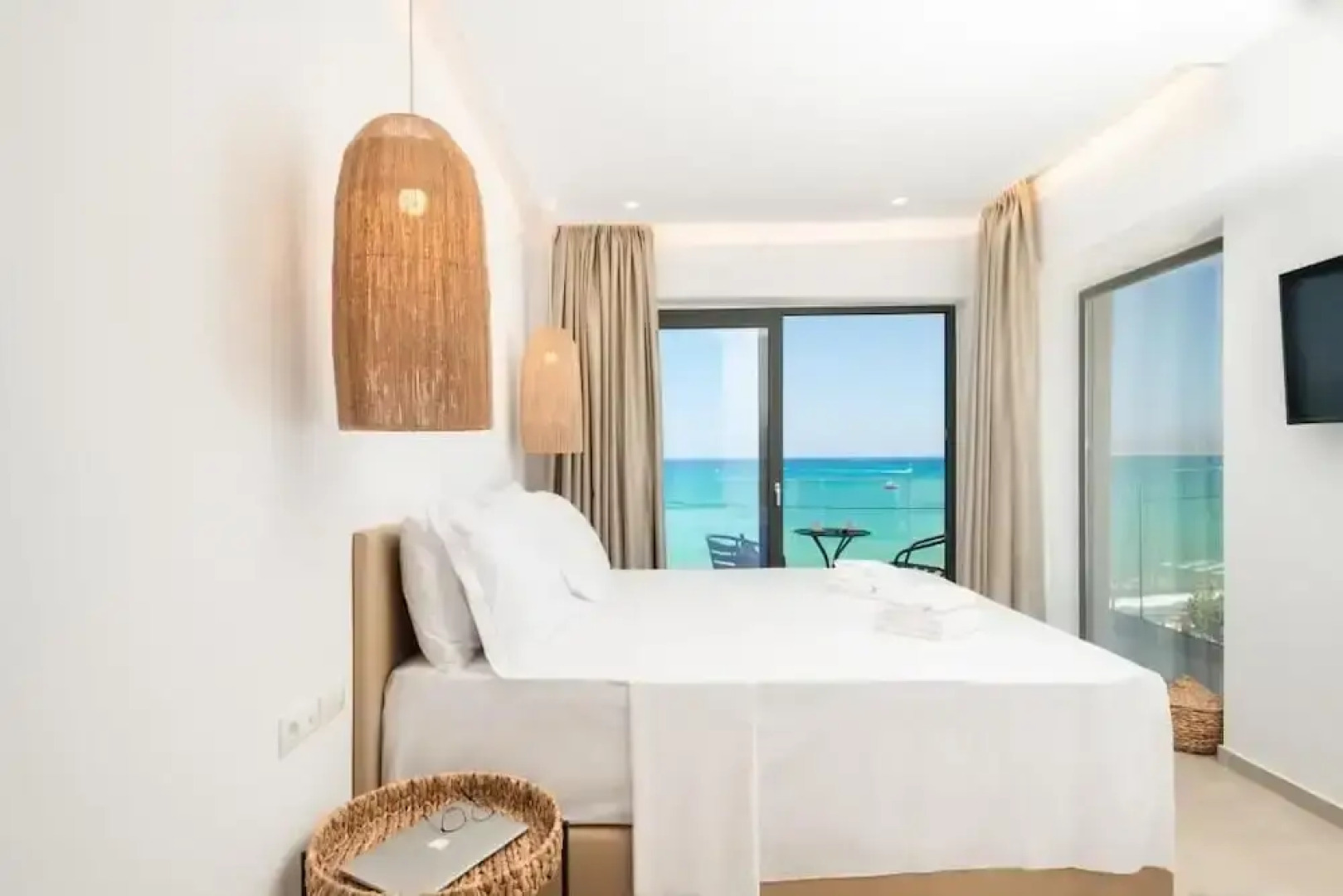 Golden Bee Lifestyle