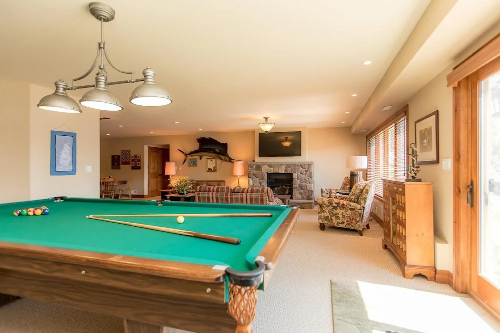 Endless Summers ~ Fabulous oasis with a designer’s touch!