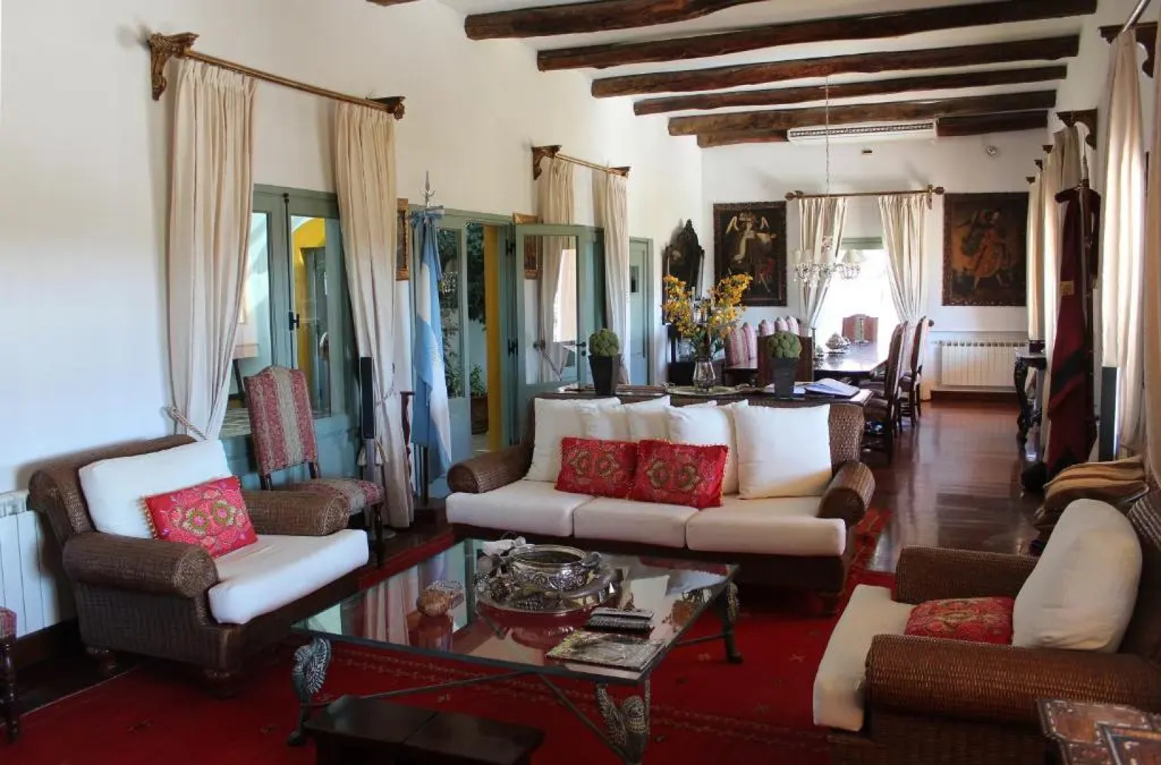 El Porvenir Casa de Bodega