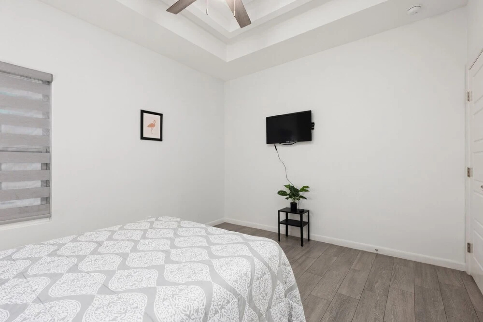 Modern Duplex with Fully Upgraded Amenities